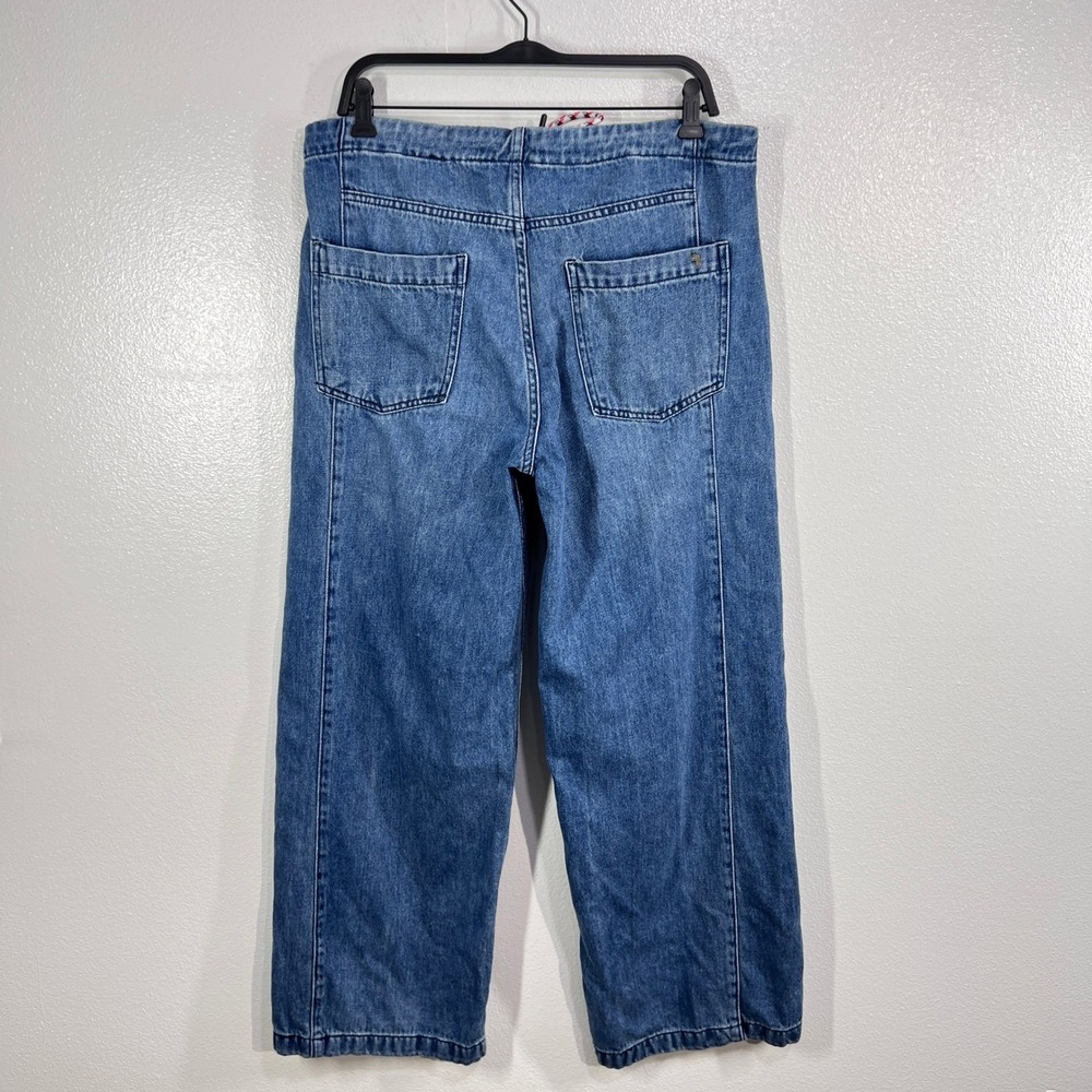 Pilcro Wide Leg Crop Jeans in Medium Blue - Picture 3 of 10